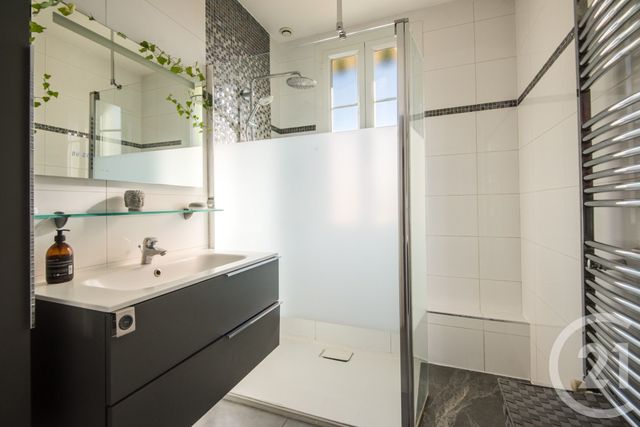 Appartement F4 &agrave; vendre - 4 pi&egrave;ces - 82,50 m2 - Nice - 06 - PROVENCE-ALPES-COTE-D-AZUR