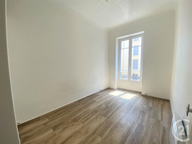 Appartement F3 &agrave; louer - 3 pi&egrave;ces - 49,29 m2 - Nice - 06 - PROVENCE-ALPES-COTE-D-AZUR