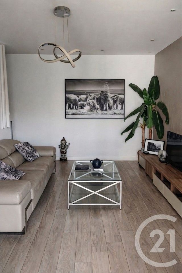 Appartement F2 &agrave; louer - 2 pi&egrave;ces - 44,83 m2 - Nice - 06 - PROVENCE-ALPES-COTE-D-AZUR