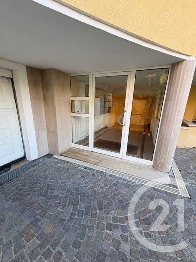 Parking &agrave; vendre - 10 m2 - Nice - 06 - PROVENCE-ALPES-COTE-D-AZUR