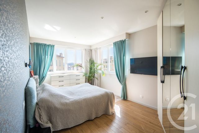 Appartement F4 &agrave; vendre - 4 pi&egrave;ces - 100,05 m2 - Nice - 06 - PROVENCE-ALPES-COTE-D-AZUR