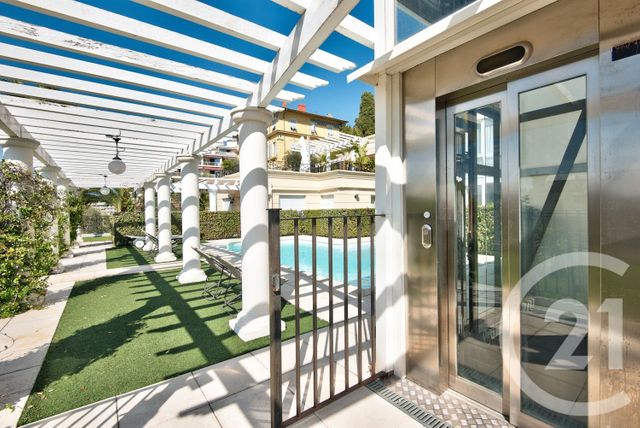 Appartement F4 &agrave; louer - 4 pi&egrave;ces - 155,77 m2 - Nice - 06 - PROVENCE-ALPES-COTE-D-AZUR