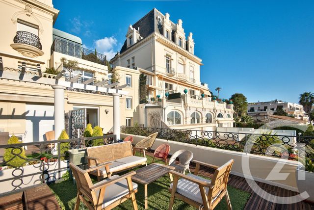 Appartement F4 &agrave; louer - 4 pi&egrave;ces - 155,77 m2 - Nice - 06 - PROVENCE-ALPES-COTE-D-AZUR