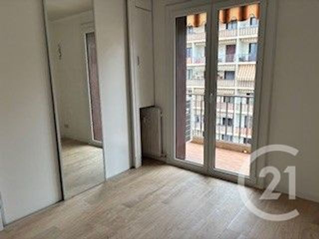 Appartement F3 &agrave; louer - 3 pi&egrave;ces - 56,13 m2 - Nice - 06 - PROVENCE-ALPES-COTE-D-AZUR
