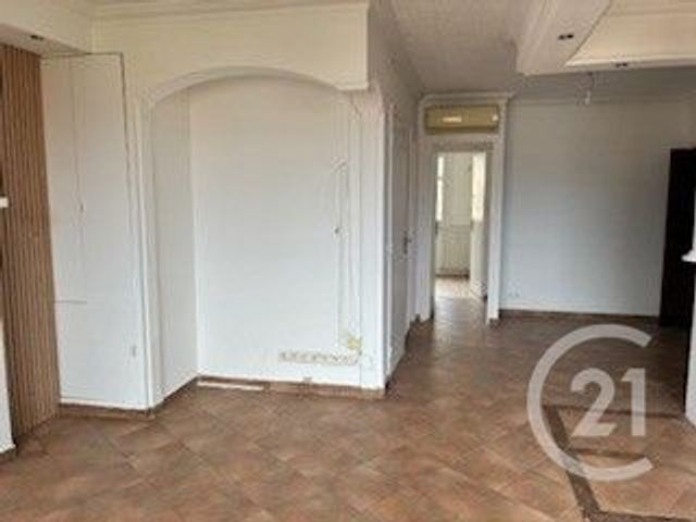 Appartement F3 &agrave; louer - 3 pi&egrave;ces - 56,13 m2 - Nice - 06 - PROVENCE-ALPES-COTE-D-AZUR