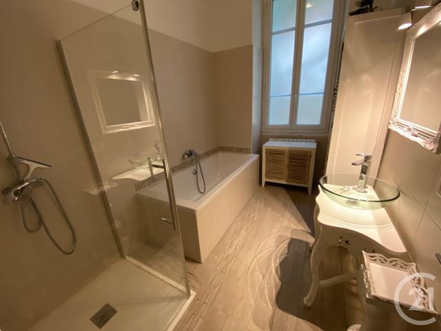 Appartement F3 &agrave; louer - 3 pi&egrave;ces - 81,20 m2 - Nice - 06 - PROVENCE-ALPES-COTE-D-AZUR