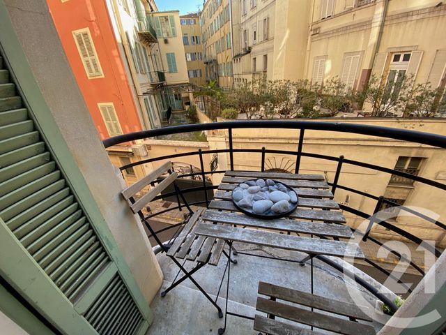Appartement F2 &agrave; louer - 2 pi&egrave;ces - 35 m2 - Nice - 06 - PROVENCE-ALPES-COTE-D-AZUR