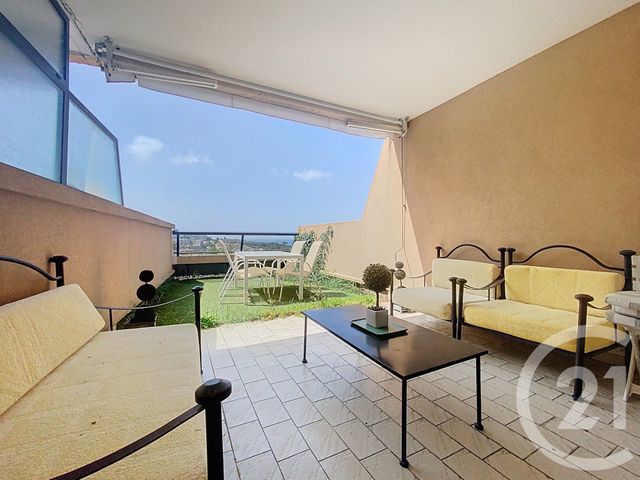 Appartement F3 &agrave; louer - 3 pi&egrave;ces - 84,05 m2 - Nice - 06 - PROVENCE-ALPES-COTE-D-AZUR