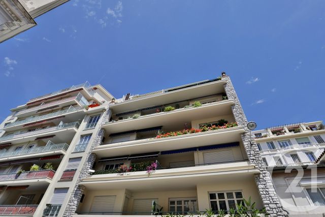 Appartement F3 &agrave; louer - 3 pi&egrave;ces - 124,09 m2 - Nice - 06 - PROVENCE-ALPES-COTE-D-AZUR