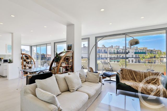 Appartement F3 &agrave; louer - 3 pi&egrave;ces - 124,09 m2 - Nice - 06 - PROVENCE-ALPES-COTE-D-AZUR