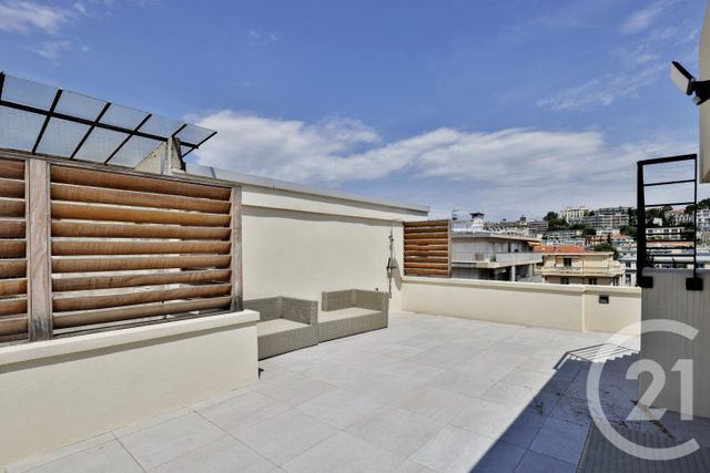 Appartement F3 &agrave; louer - 3 pi&egrave;ces - 124,09 m2 - Nice - 06 - PROVENCE-ALPES-COTE-D-AZUR