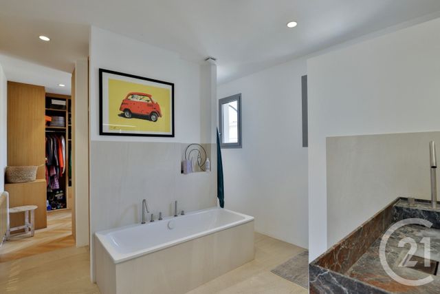 Appartement F3 &agrave; louer - 3 pi&egrave;ces - 124,09 m2 - Nice - 06 - PROVENCE-ALPES-COTE-D-AZUR