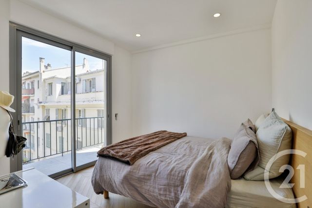 Appartement F3 &agrave; louer - 3 pi&egrave;ces - 124,09 m2 - Nice - 06 - PROVENCE-ALPES-COTE-D-AZUR