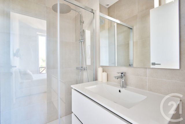 Appartement F3 &agrave; louer - 3 pi&egrave;ces - 47,48 m2 - Nice - 06 - PROVENCE-ALPES-COTE-D-AZUR