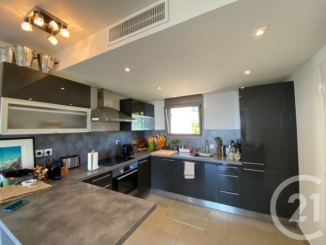 Appartement F2 &agrave; louer - 2 pi&egrave;ces - 48,40 m2 - Nice - 06 - PROVENCE-ALPES-COTE-D-AZUR