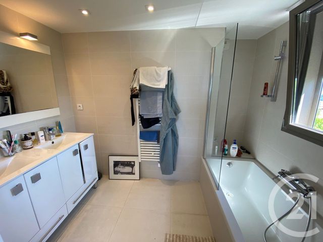 Appartement F2 &agrave; louer - 2 pi&egrave;ces - 48,40 m2 - Nice - 06 - PROVENCE-ALPES-COTE-D-AZUR