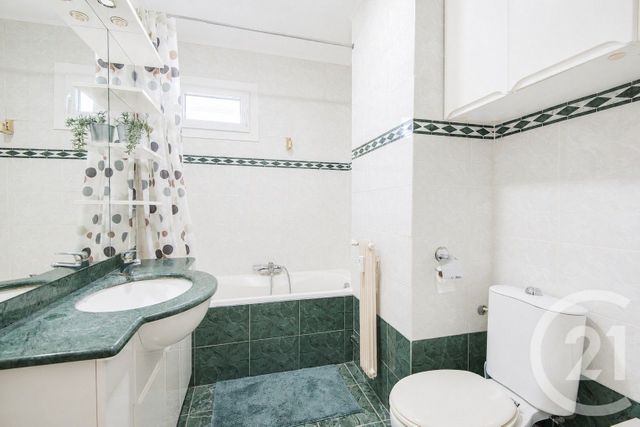Appartement F4 &agrave; vendre - 4 pi&egrave;ces - 81,01 m2 - Nice - 06 - PROVENCE-ALPES-COTE-D-AZUR