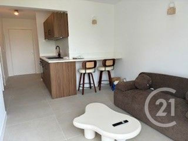 Appartement F2 &agrave; louer - 2 pi&egrave;ces - 29 m2 - Nice - 06 - PROVENCE-ALPES-COTE-D-AZUR