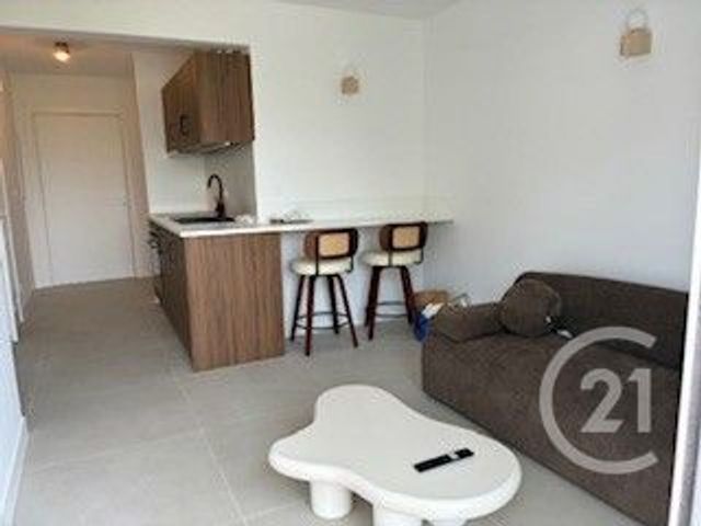 Appartement F2 &agrave; louer - 2 pi&egrave;ces - 29 m2 - Nice - 06 - PROVENCE-ALPES-COTE-D-AZUR