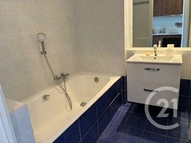 Appartement F2 &agrave; louer - 2 pi&egrave;ces - 29 m2 - Nice - 06 - PROVENCE-ALPES-COTE-D-AZUR
