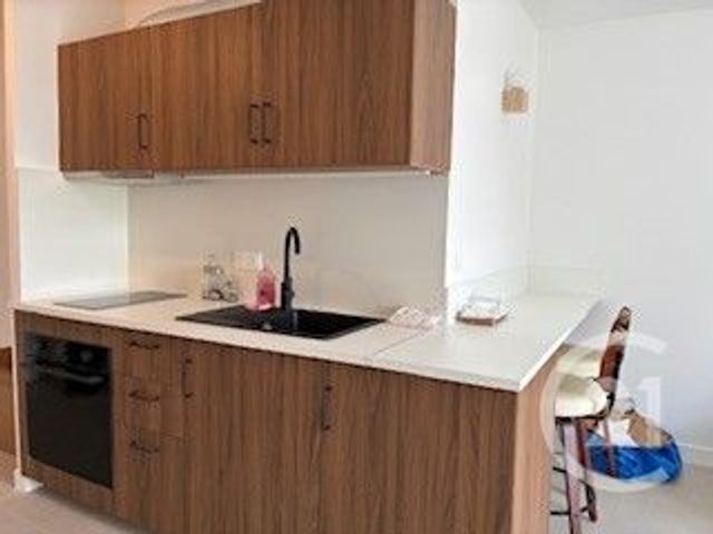 Appartement F2 &agrave; louer - 2 pi&egrave;ces - 29 m2 - Nice - 06 - PROVENCE-ALPES-COTE-D-AZUR