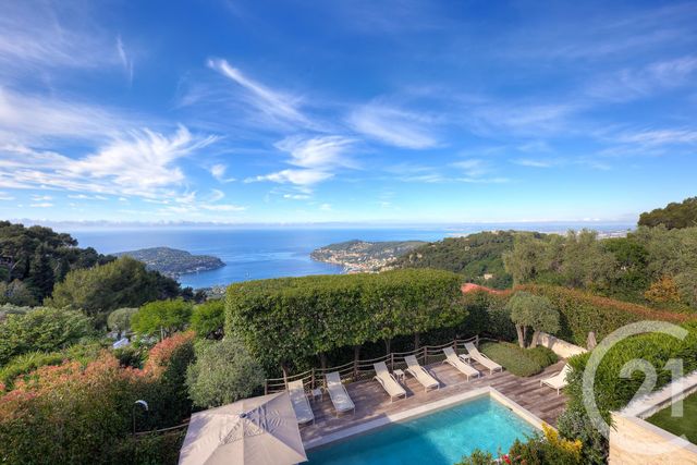 Maison &agrave; louer - 7 pi&egrave;ces - 336 m2 - Villefranche Sur Mer - 06 - PROVENCE-ALPES-COTE-D-AZUR