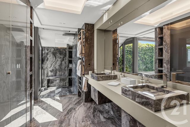 Maison &agrave; louer - 7 pi&egrave;ces - 336 m2 - Villefranche Sur Mer - 06 - PROVENCE-ALPES-COTE-D-AZUR