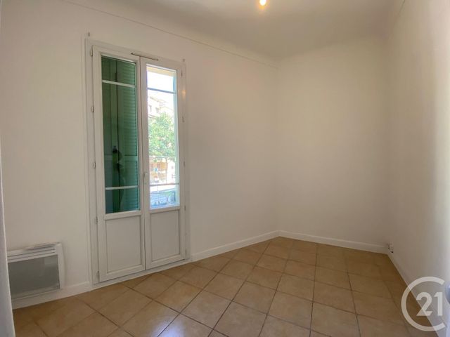 Appartement F3 &agrave; louer - 3 pi&egrave;ces - 40,30 m2 - Nice - 06 - PROVENCE-ALPES-COTE-D-AZUR