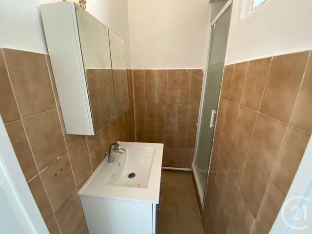 Appartement F3 &agrave; louer - 3 pi&egrave;ces - 40,30 m2 - Nice - 06 - PROVENCE-ALPES-COTE-D-AZUR