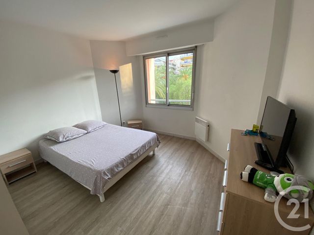 Appartement F2 &agrave; louer - 2 pi&egrave;ces - 56,40 m2 - Nice - 06 - PROVENCE-ALPES-COTE-D-AZUR