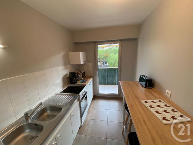 Appartement F2 &agrave; louer - 2 pi&egrave;ces - 56,40 m2 - Nice - 06 - PROVENCE-ALPES-COTE-D-AZUR