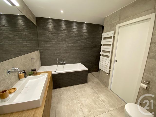 Appartement F2 &agrave; louer - 2 pi&egrave;ces - 56,27 m2 - Nice - 06 - PROVENCE-ALPES-COTE-D-AZUR