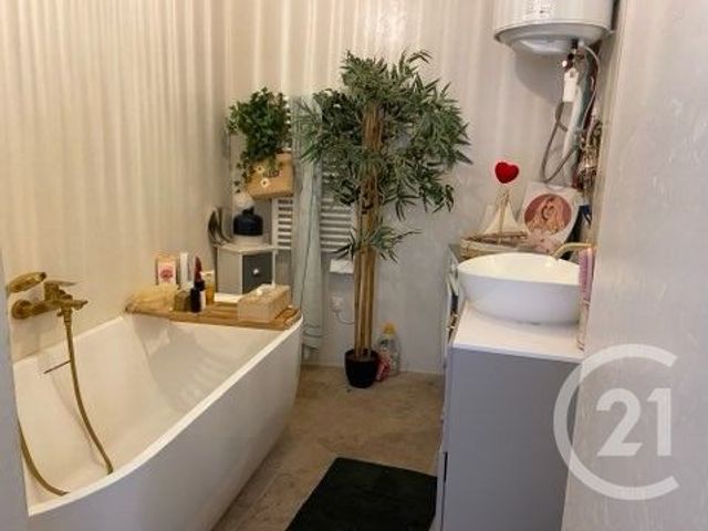 Appartement F2 &agrave; louer - 2 pi&egrave;ces - 43,31 m2 - Nice - 06 - PROVENCE-ALPES-COTE-D-AZUR