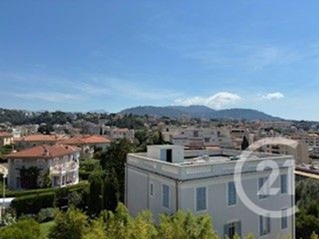 Appartement F3 &agrave; louer - 4 pi&egrave;ces - 111,03 m2 - Nice - 06 - PROVENCE-ALPES-COTE-D-AZUR