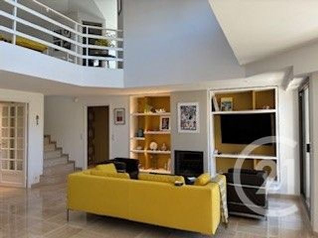 Appartement F3 &agrave; louer - 4 pi&egrave;ces - 111,03 m2 - Nice - 06 - PROVENCE-ALPES-COTE-D-AZUR
