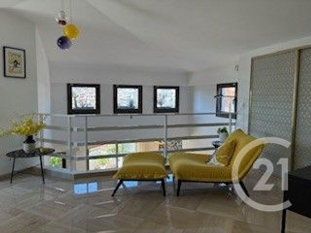 Appartement F3 &agrave; louer - 4 pi&egrave;ces - 111,03 m2 - Nice - 06 - PROVENCE-ALPES-COTE-D-AZUR