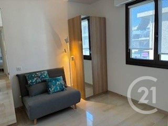 Appartement F3 &agrave; louer - 4 pi&egrave;ces - 111,03 m2 - Nice - 06 - PROVENCE-ALPES-COTE-D-AZUR