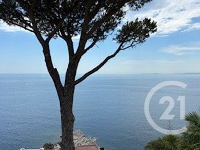 Appartement F3 &agrave; louer - 3 pi&egrave;ces - 124,44 m2 - Nice - 06 - PROVENCE-ALPES-COTE-D-AZUR