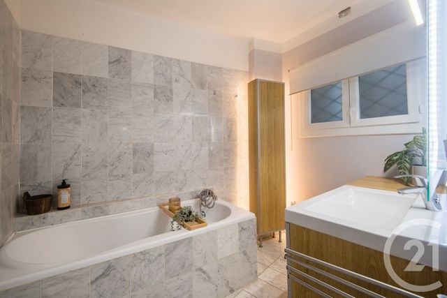 Appartement F3 &agrave; vendre - 3 pi&egrave;ces - 76,76 m2 - Nice - 06 - PROVENCE-ALPES-COTE-D-AZUR