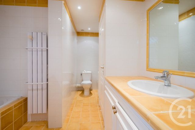 Appartement F3 &agrave; vendre - 3 pi&egrave;ces - 84,44 m2 - Nice - 06 - PROVENCE-ALPES-COTE-D-AZUR