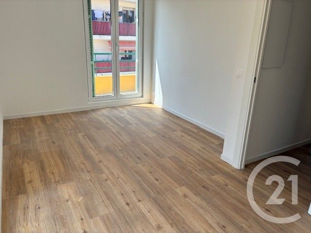 Appartement F2 &agrave; louer - 2 pi&egrave;ces - 34,86 m2 - Nice - 06 - PROVENCE-ALPES-COTE-D-AZUR