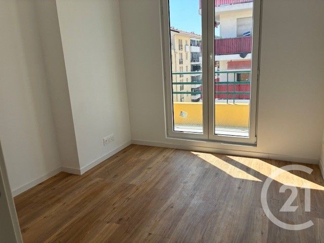 Appartement F2 &agrave; louer - 2 pi&egrave;ces - 34,86 m2 - Nice - 06 - PROVENCE-ALPES-COTE-D-AZUR