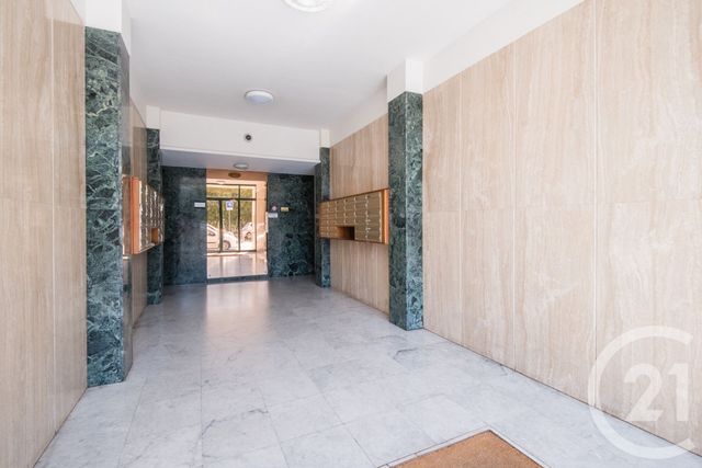 Appartement Chambre &agrave; vendre - 2 pi&egrave;ces - 55,34 m2 - Nice - 06 - PROVENCE-ALPES-COTE-D-AZUR