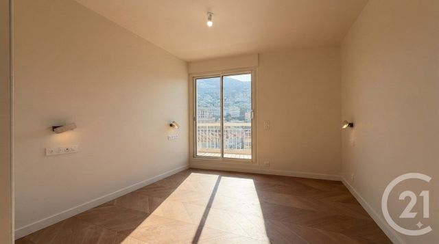 Appartement F3 &agrave; louer - 3 pi&egrave;ces - 78,27 m2 - Nice - 06 - PROVENCE-ALPES-COTE-D-AZUR