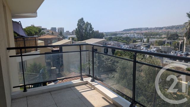 Appartement Studio &agrave; louer - 1 pi&egrave;ce - 24,90 m2 - Nice - 06 - PROVENCE-ALPES-COTE-D-AZUR