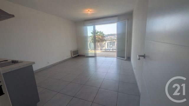Appartement Studio &agrave; louer - 1 pi&egrave;ce - 24,90 m2 - Nice - 06 - PROVENCE-ALPES-COTE-D-AZUR