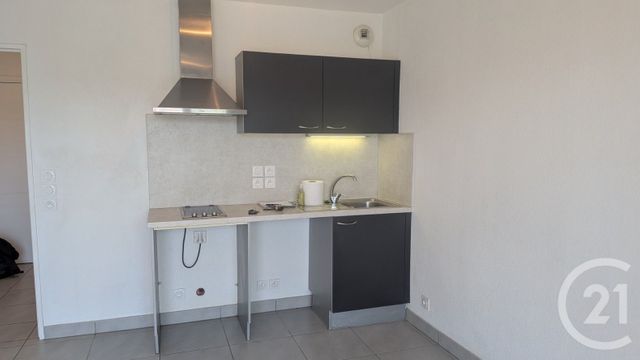 Appartement Studio &agrave; louer - 1 pi&egrave;ce - 24,90 m2 - Nice - 06 - PROVENCE-ALPES-COTE-D-AZUR