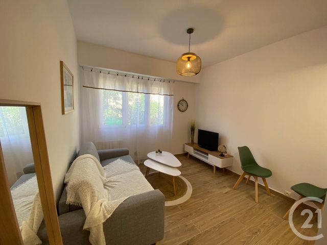 Appartement F1 &agrave; louer - 1 pi&egrave;ce - 19 m2 - Nice - 06 - PROVENCE-ALPES-COTE-D-AZUR