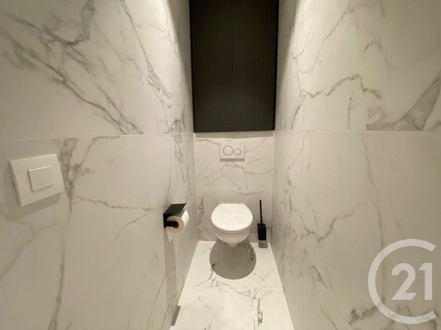 Appartement F3 &agrave; louer - 3 pi&egrave;ces - 64 m2 - Nice - 06 - PROVENCE-ALPES-COTE-D-AZUR
