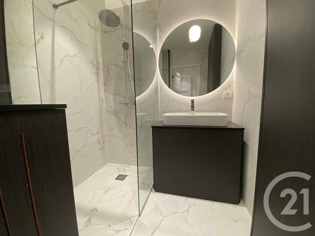 Appartement F3 &agrave; louer - 3 pi&egrave;ces - 64 m2 - Nice - 06 - PROVENCE-ALPES-COTE-D-AZUR